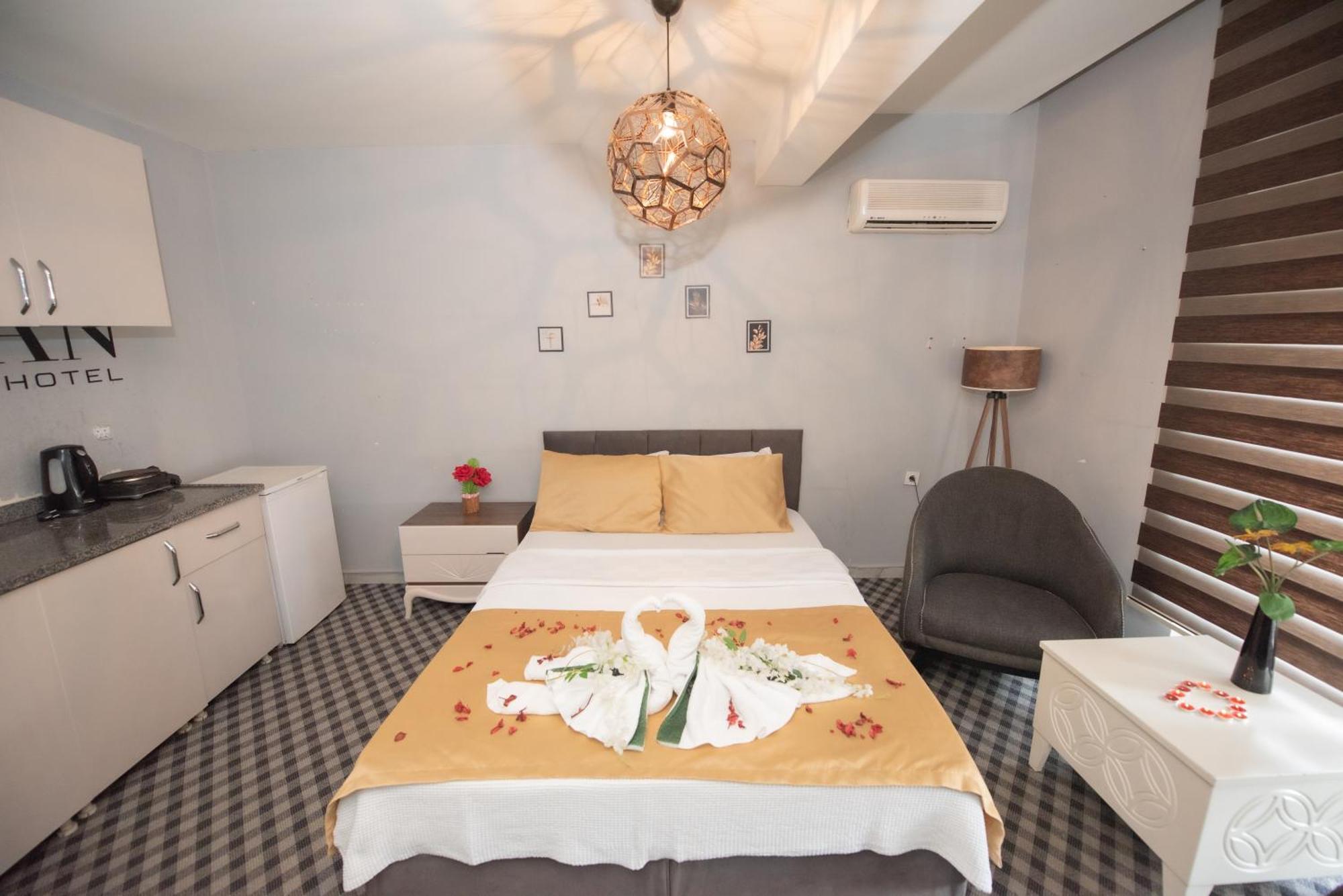 Palvan Hotel Antalya Exteriör bild